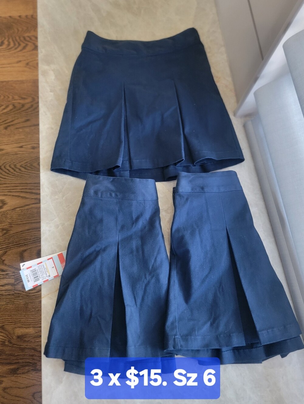 Pack of 3. Cat & Jack Girls Sz 6 Navy School pleated Skort Set ($39)